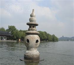 三潭印月